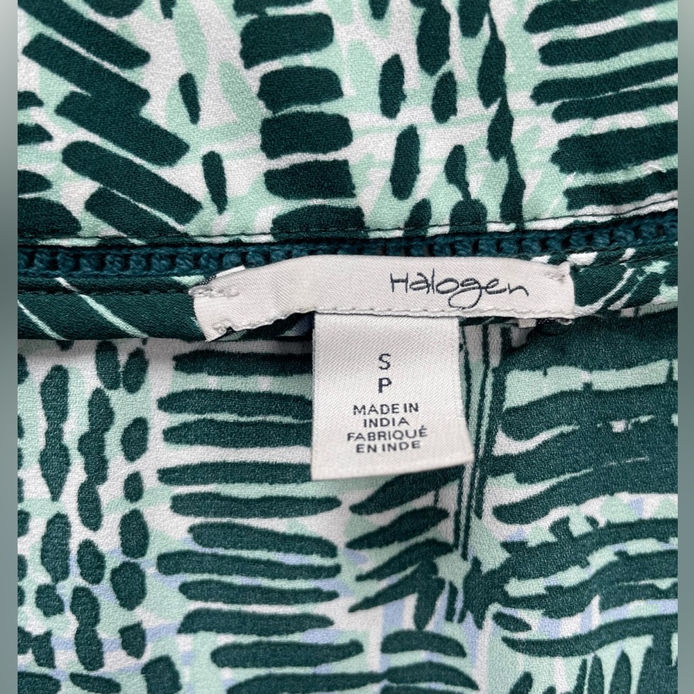 ***Halogen Green White Pattern Tank - Picture 3 of 9